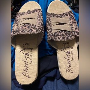 Blowfish Malibu Superfoam Sock Sandals size 10